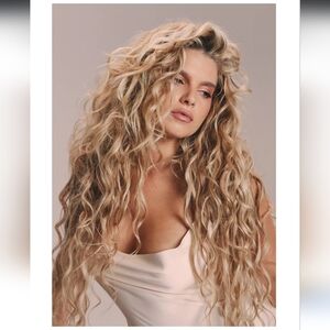 Bellami Silk Seam 16" Clip in Hair Extensions Vanilla Latte Excellent Condition